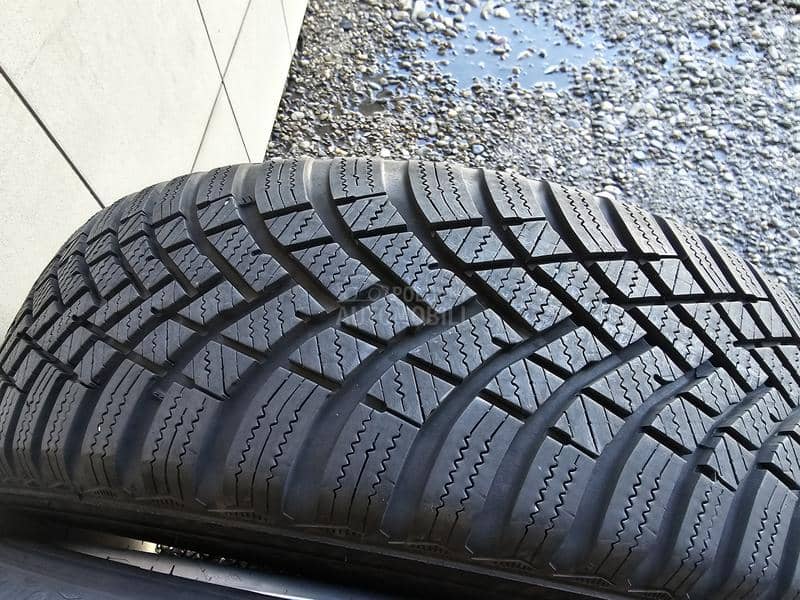Hankook 185/60 R15 Zimska