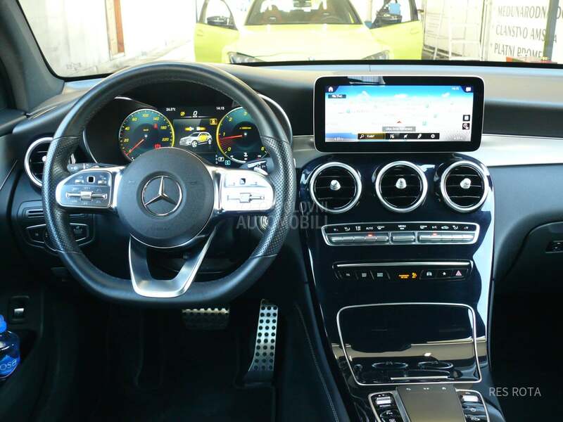 Mercedes Benz GLC 220 2.0 d AMG Interior