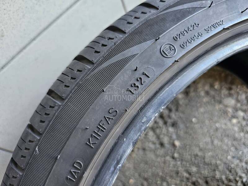Ostalo 225/40 R18 Sve sezone