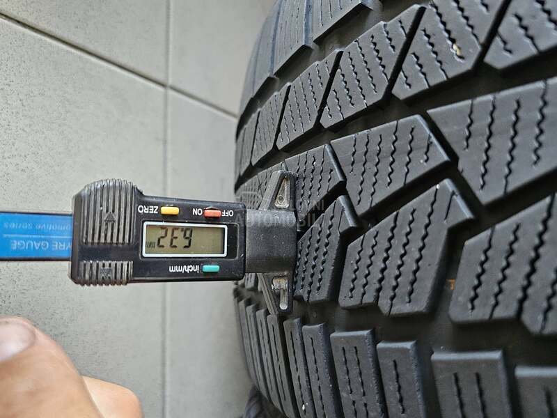 Continental 275/35 R19 Zimska