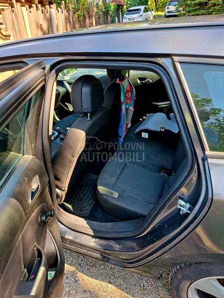 Opel Astra J 1.7 cdti