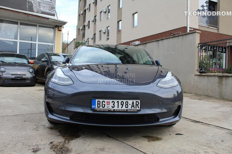 Tesla Model 3 LongRange t.pumpa