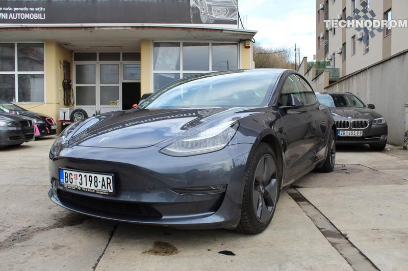 Tesla Model 3 LongRange t.pumpa