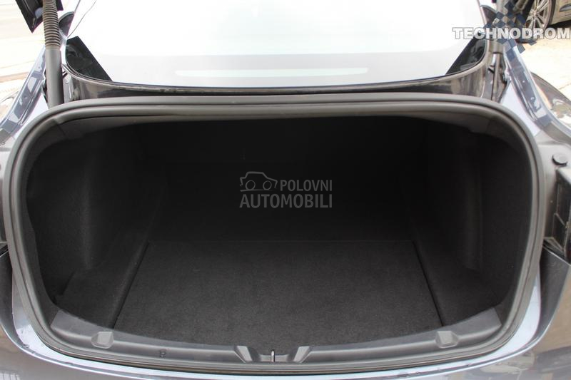 Tesla Model 3 LongRange t.pumpa
