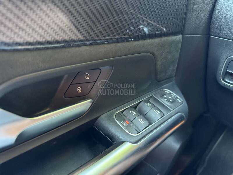 Mercedes Benz B 180 3xAMG