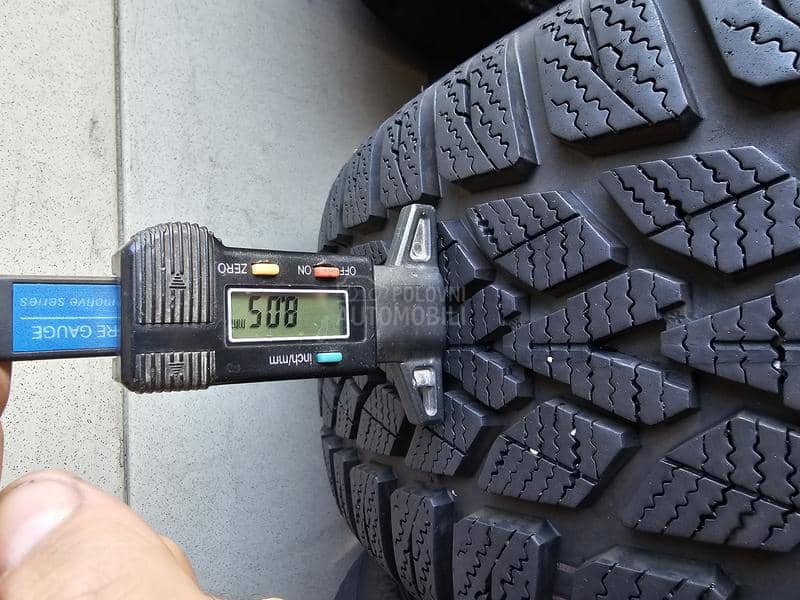 Dunlop 195/50 R15 Zimska