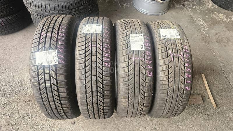 Continental 215/65 R17 Zimska