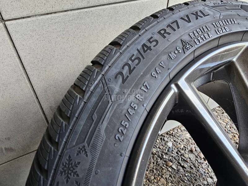 Barum 225/45 R17 Zimska