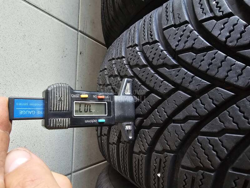 Firestone 215/65 R17 Zimska