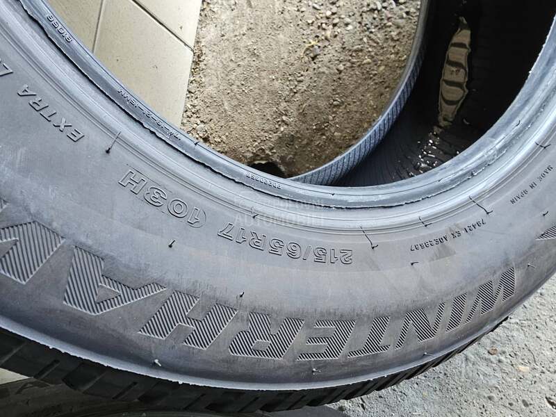 Firestone 215/65 R17 Zimska