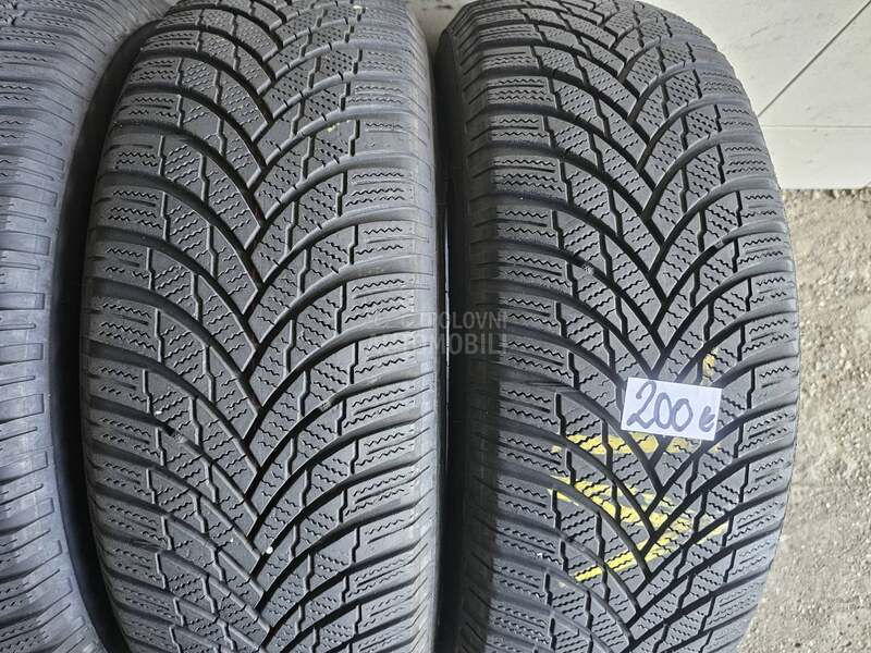 Firestone 215/65 R17 Zimska