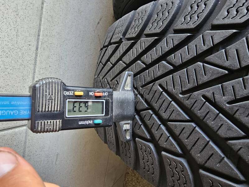 Pirelli 185/60 R15 Zimska