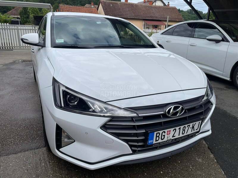 Hyundai Elantra GLS
