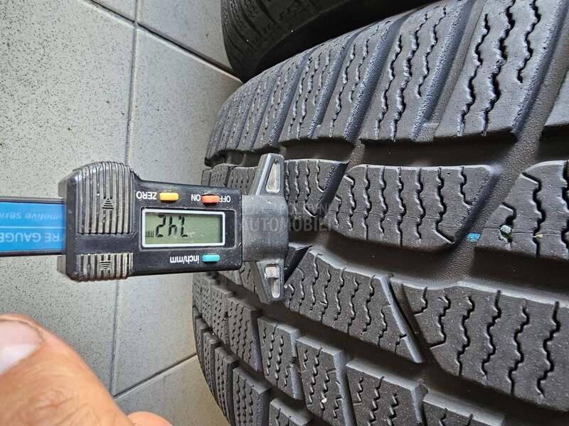 Continental 225/55 R16 Zimska