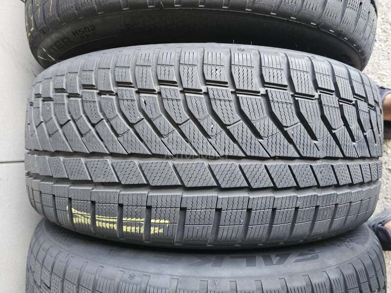 Falken 245/45 R18 Zimska
