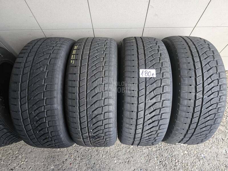 Falken 245/45 R18 Zimska