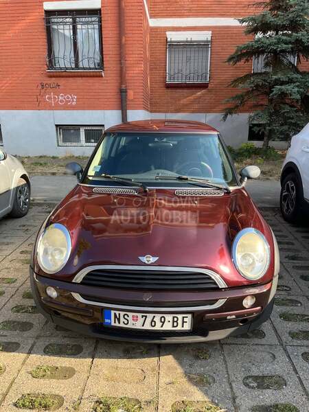 MINI One 