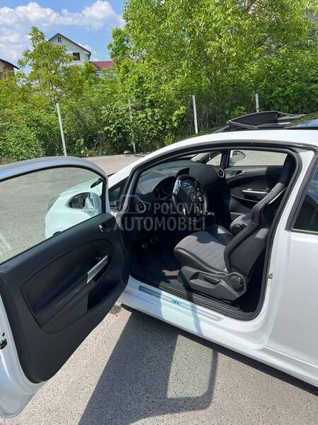 Opel Corsa D OPC