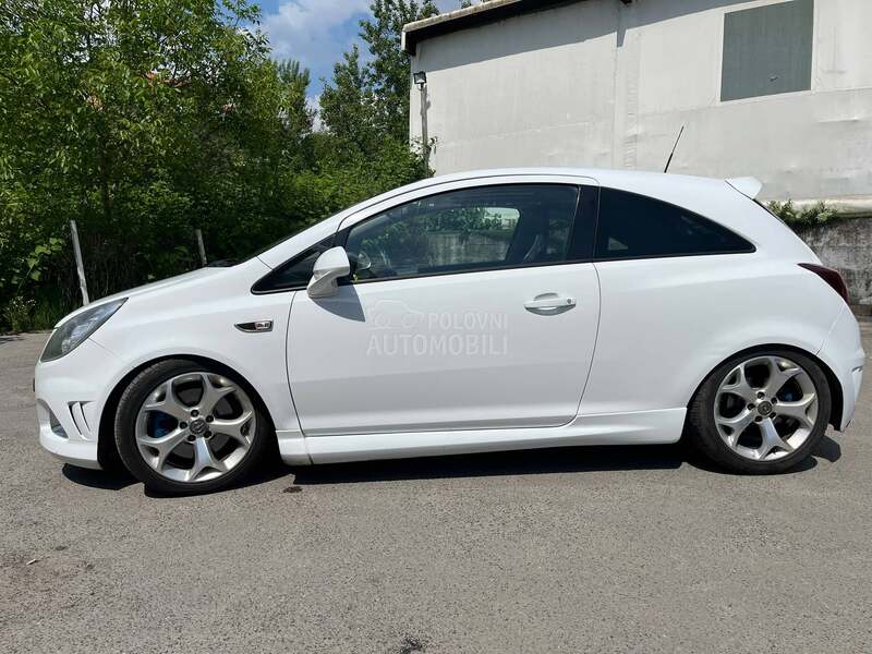 Opel Corsa D OPC