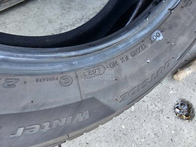 Hankook 215/65 R17 Zimska