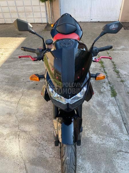 Kawasaki Z750