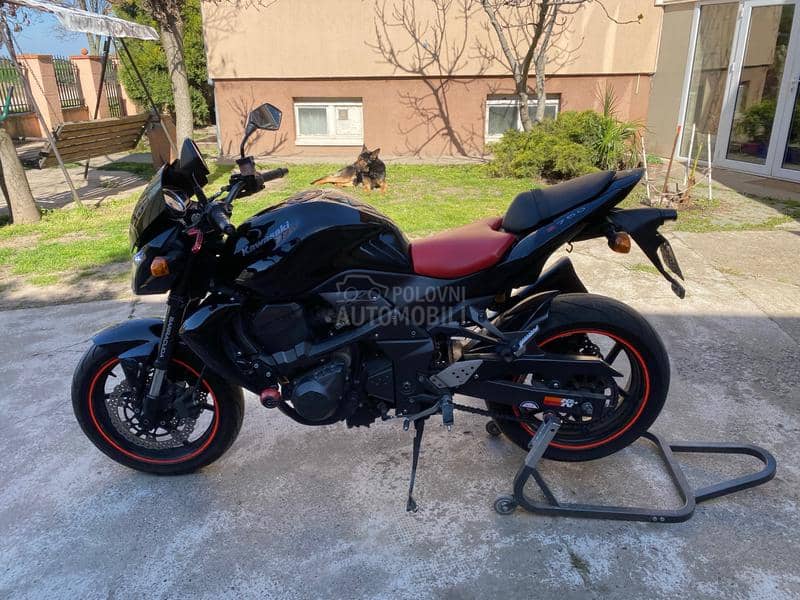 Kawasaki Z750