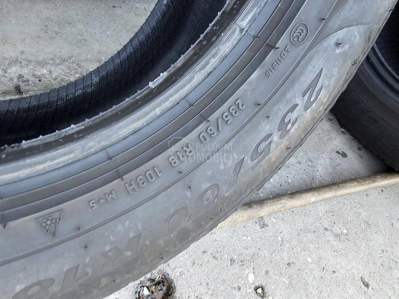 Pirelli 235/60 R18 Zimska