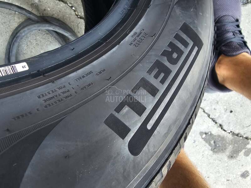 Pirelli 235/65 R17 Zimska