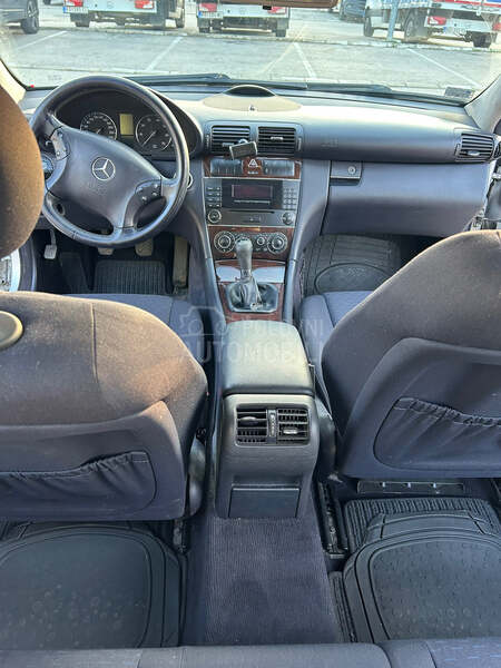 Mercedes Benz C 200 Elegance
