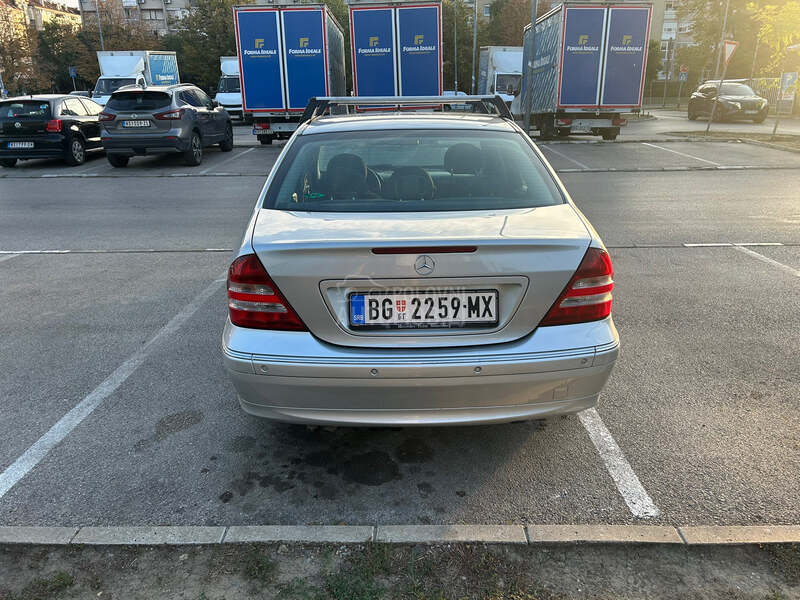 Mercedes Benz C 200 Elegance