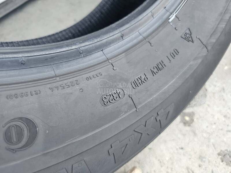 Continental 235/65 R17 Zimska