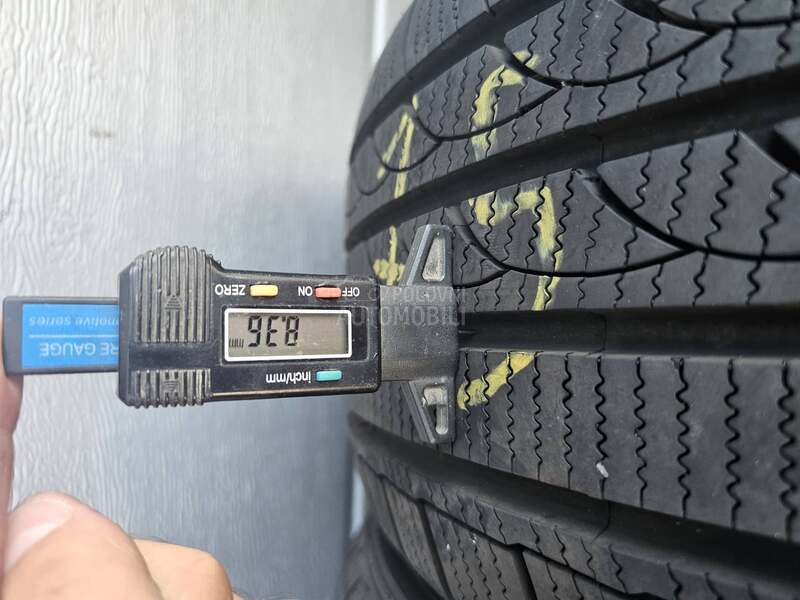 Tracmax 255/35 R19 Zimska