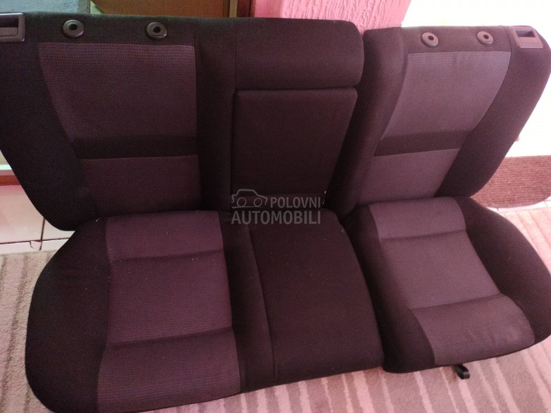 Sedist za golfa 4.hecbek.