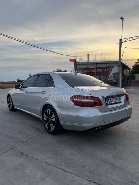 Mercedes Benz E 200 2.1 CDI Avantgarde