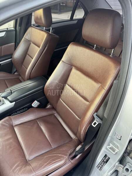 Mercedes Benz E 200 2.1 CDI Avantgarde