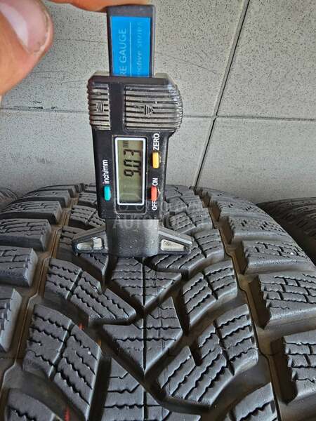 Dunlop 225/40 R18 Zimska