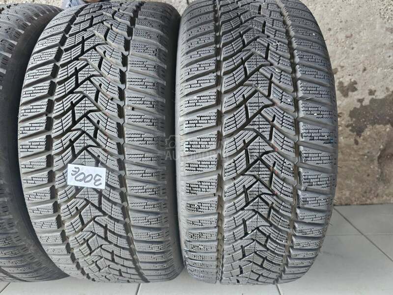Dunlop 225/40 R18 Zimska