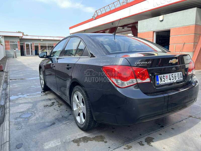 Chevrolet Cruze LT