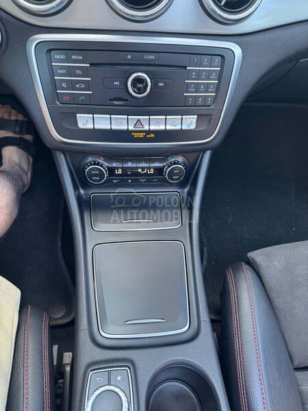 Mercedes Benz CLA 200 Shooting Brake AMG Line NIGHTPAKET