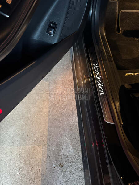 Mercedes Benz CLA 200 Shooting Brake AMG Line NIGHTPAKET