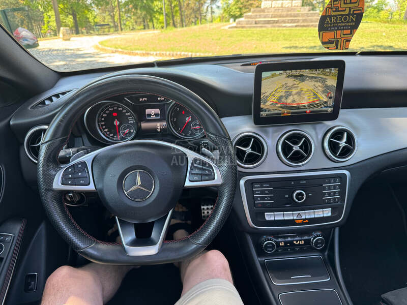 Mercedes Benz CLA 200 Shooting Brake AMG Line NIGHTPAKET