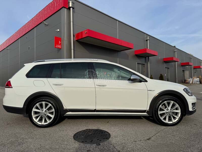 Volkswagen Golf 7 Alltrack 1.8tsi 4x4   Z V E R