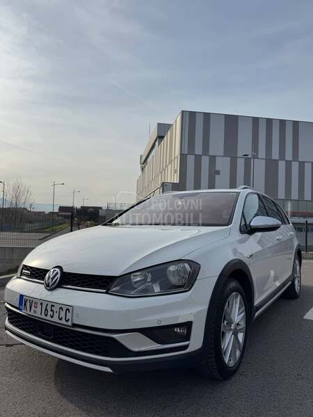 Volkswagen Golf 7 Alltrack 1.8tsi 4x4   Z V E R