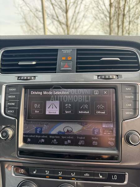 Volkswagen Golf 7 Alltrack 1.8tsi 4x4   Z V E R