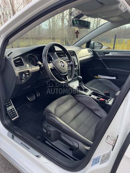 Volkswagen Golf 7 Alltrack 1.8tsi 4x4   Z V E R