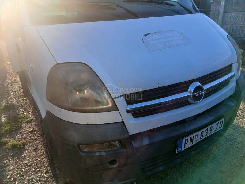 Opel muvano