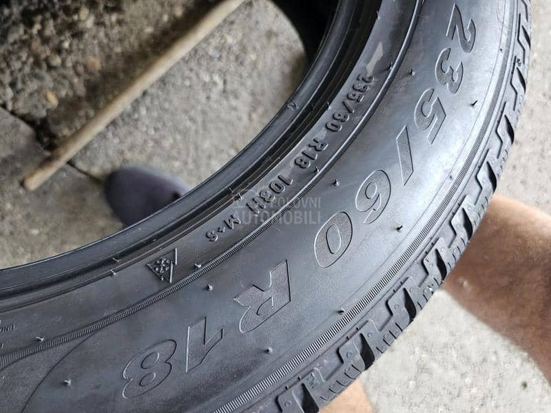 Pirelli 235/60 R18 Zimska