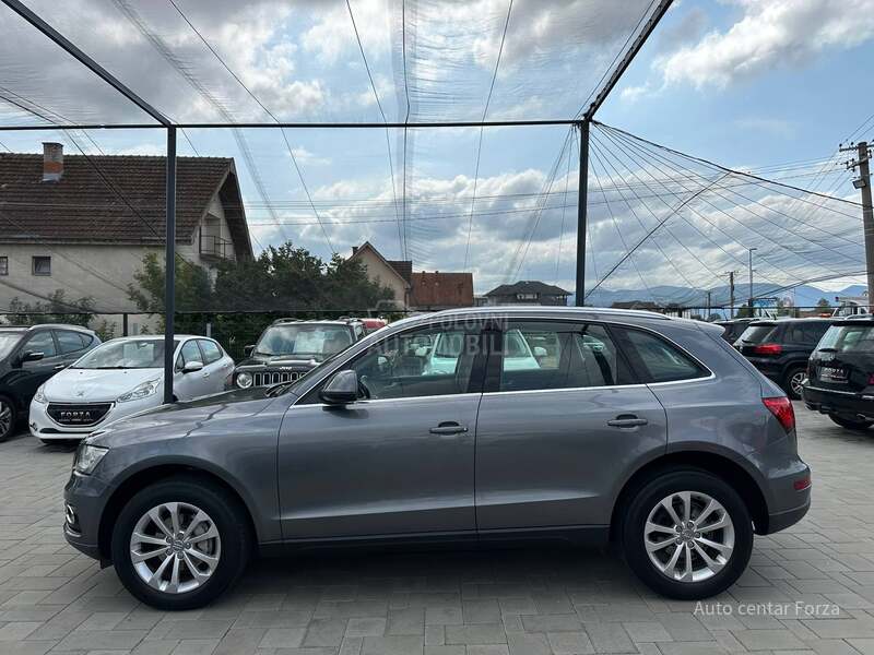 Audi Q5 A U T/N A V/N O V
