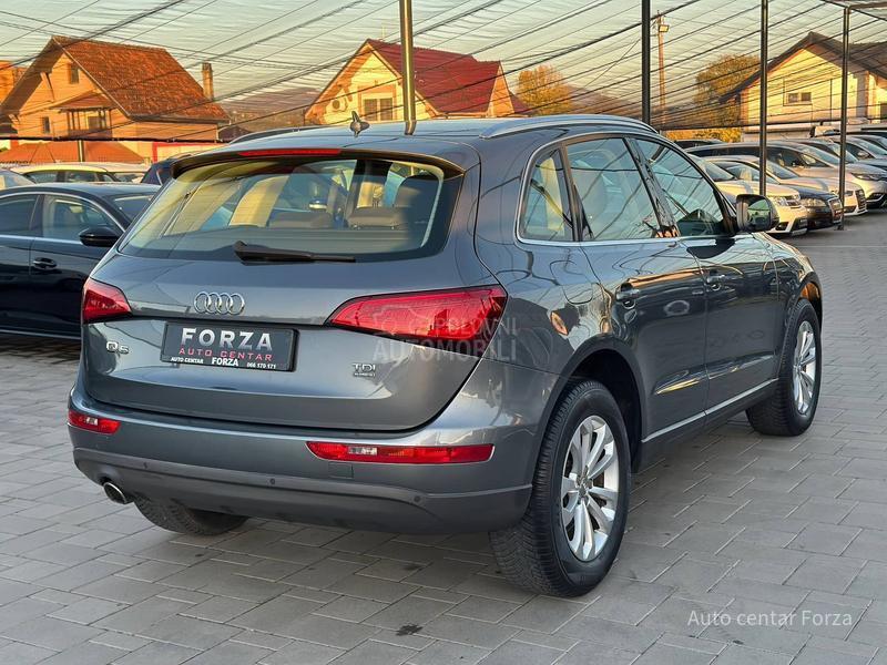 Audi Q5 A U T/N A V/N O V