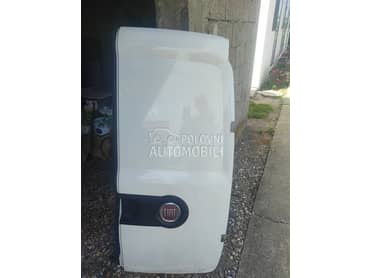 Zadnja vrata za Fiat Doblo od 2010. do 2016. god.